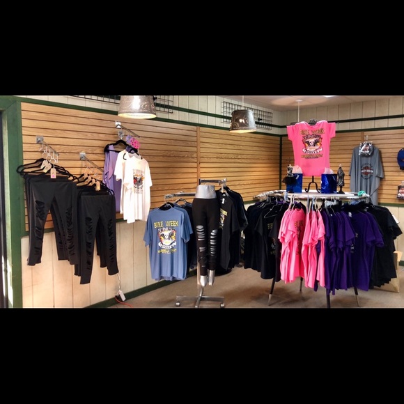 Meet your Posher, Francine - Picture 4 of 8